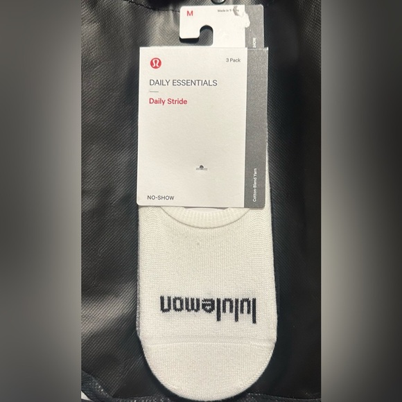 NWT Lululemon Womens Daily Stride Comfort No-Show Sock*3 Pack medium - Picture 3 of 5